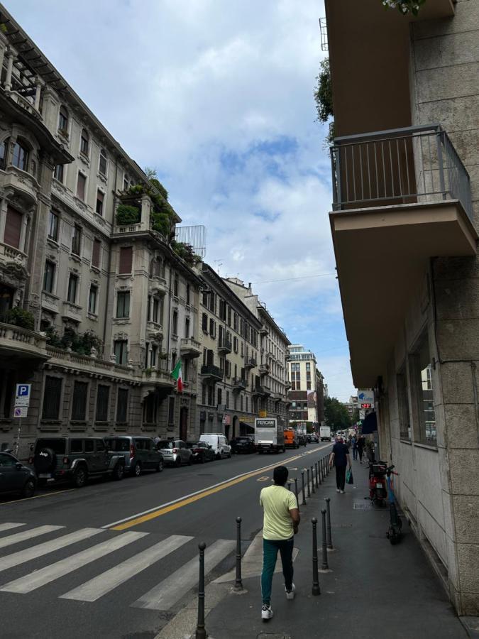 Moscova Luxury Bruno Apartment Milano Exterior foto